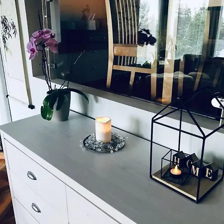 4 Bedrooms! Hillside Close To Santa Claus Village Vila Rovaniemi