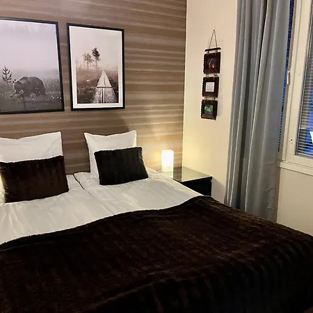 4 Bedrooms! Hillside Close To Santa Claus Village